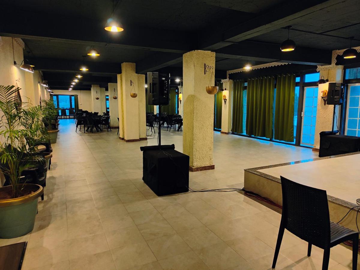 Hotel Acropolis Shillong Ngoại thất bức ảnh