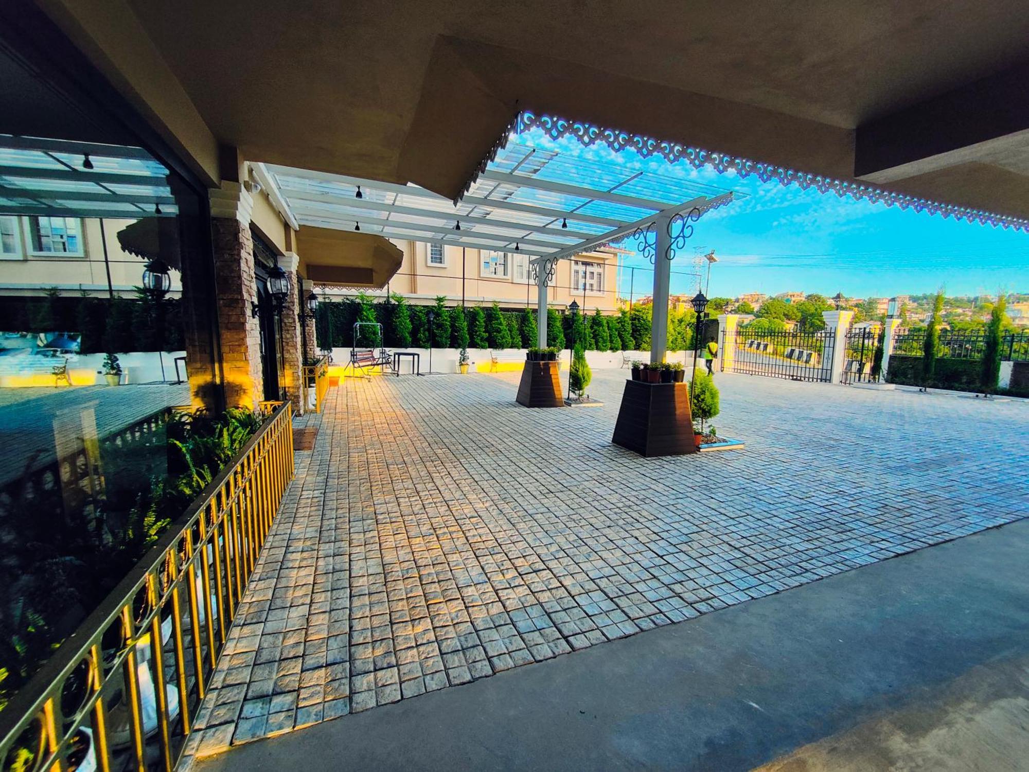 Hotel Acropolis Shillong Ngoại thất bức ảnh